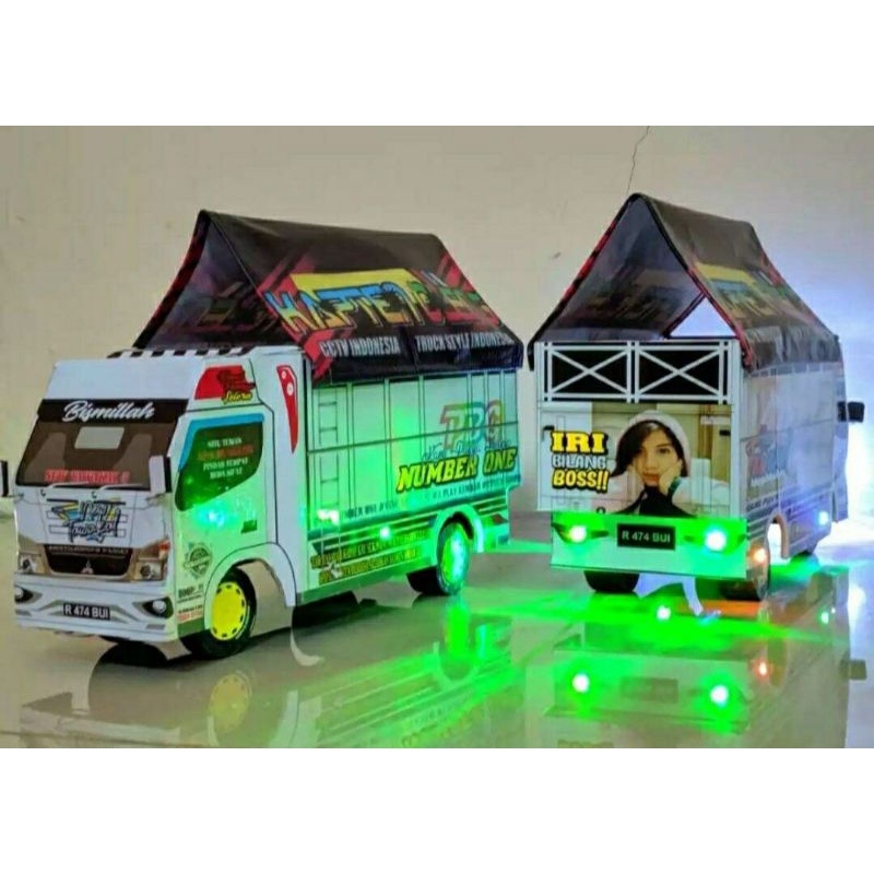 Jual Miniatur Truk Oleng Parah Tawakal Putih Variasi Lampu Dan Bonus