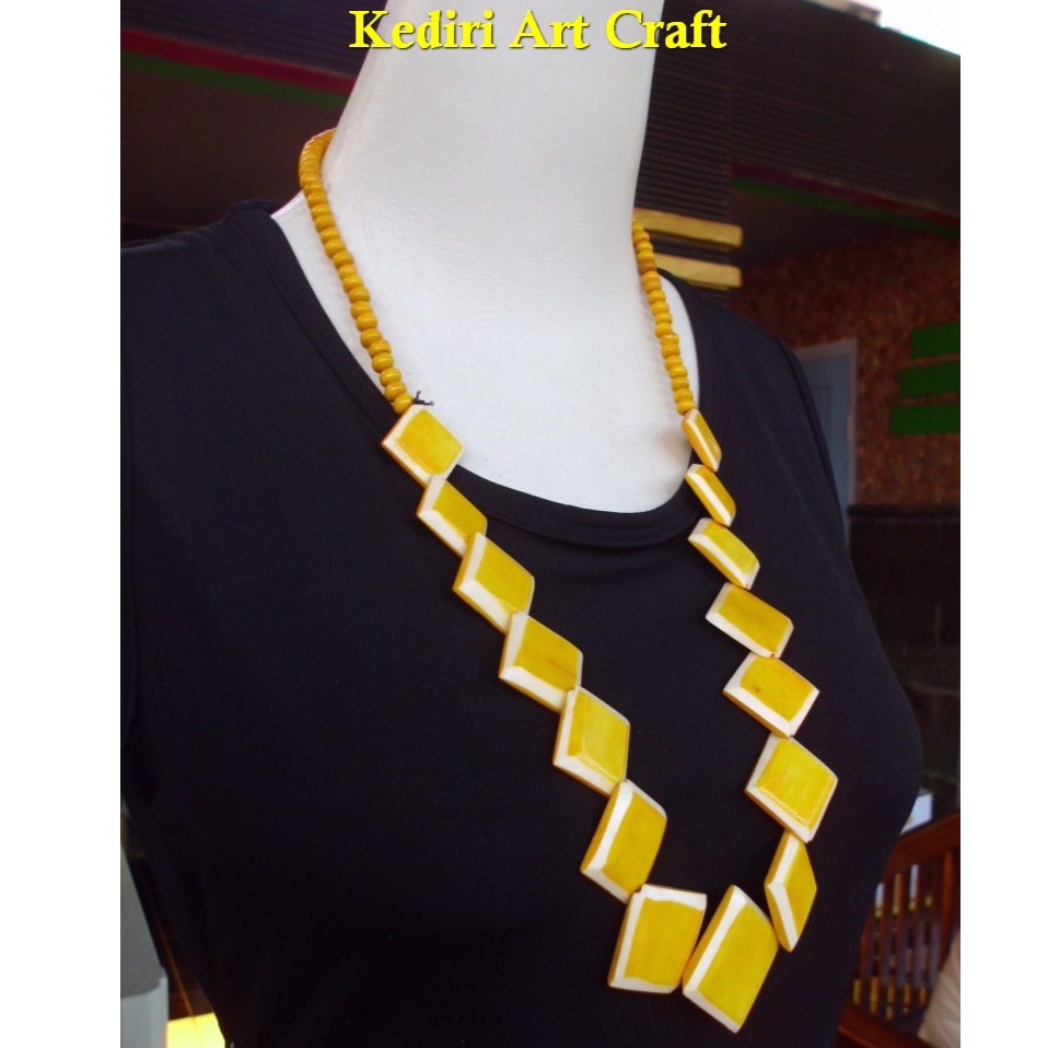 Jual Kalung Tulang Sapi Model Wajik Warna Kuning Sekrap Putih By Kediri