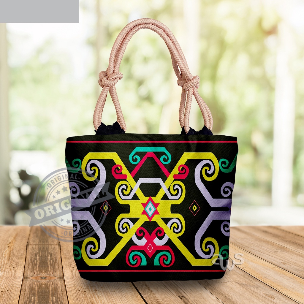 Jual Totebag Motif Dayak Kalimantan Borneo Tali Sumbu Santri Wanita