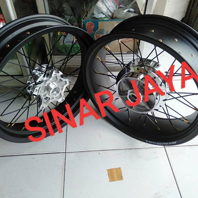 Jual Velg Jari R V Byson Vixion R Scorpio