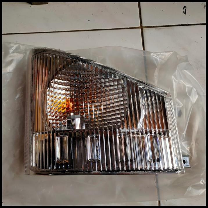 Jual Lampu Sein Sen Kanan RH Isuzu Elf NMR 71 NLR 55 Shopee Indonesia