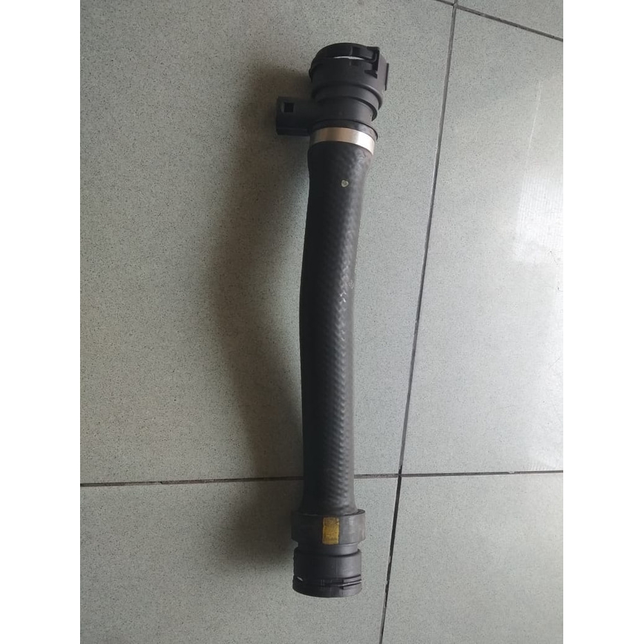 Jual Selang Radiator Bawah Bmw E N Shopee Indonesia