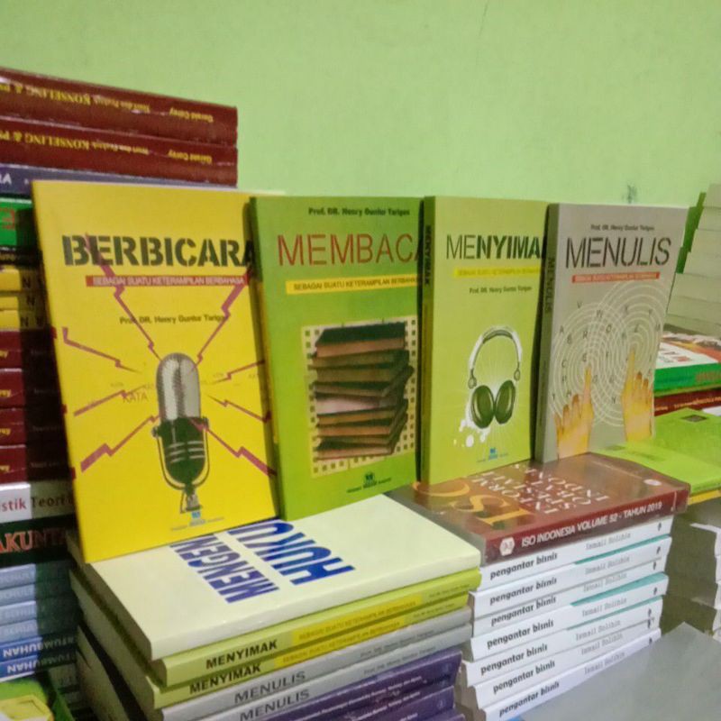 Jual SEBAGAI SUATU KETERAMPILAN BERBAHASA SATU SET 4 BUKU MEMBACA