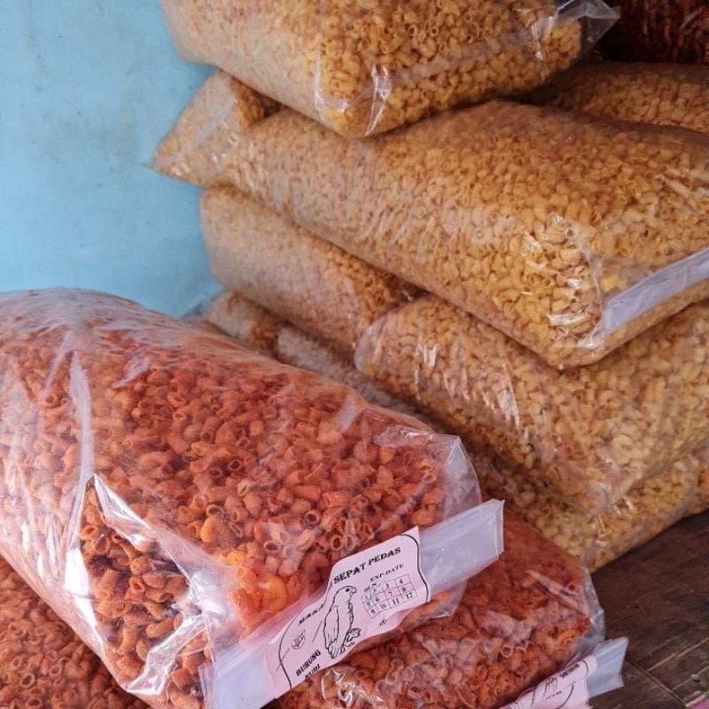 Jual SNACK PEDAS 250 GRAM Keripik Kripik Singkong Balado MAKNYUSSS