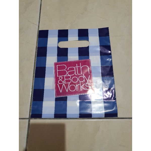 Jual Paperbag Plastic Bag Bbw Bath And Body Works Shopee Indonesia