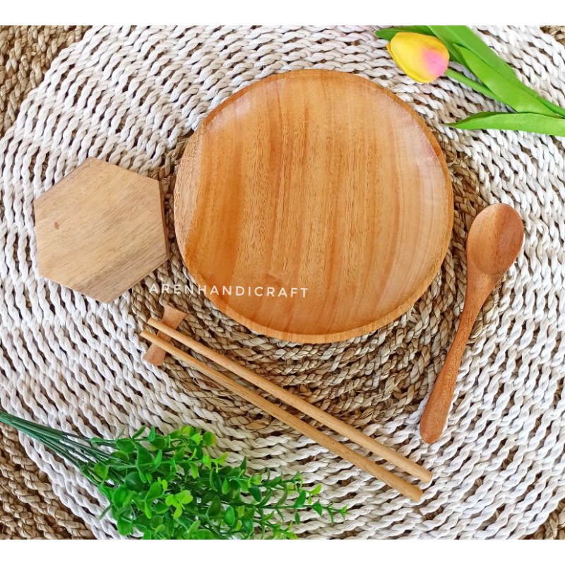 Jual Arenhandicraft Piring Liuk Paket Kayu Mahoni Piring Cm