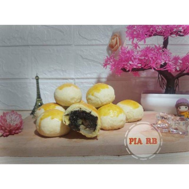 Jual Kue Pia Pisang Coklat Isi Pia Rasa Pisang Coklat Bakpia Rb