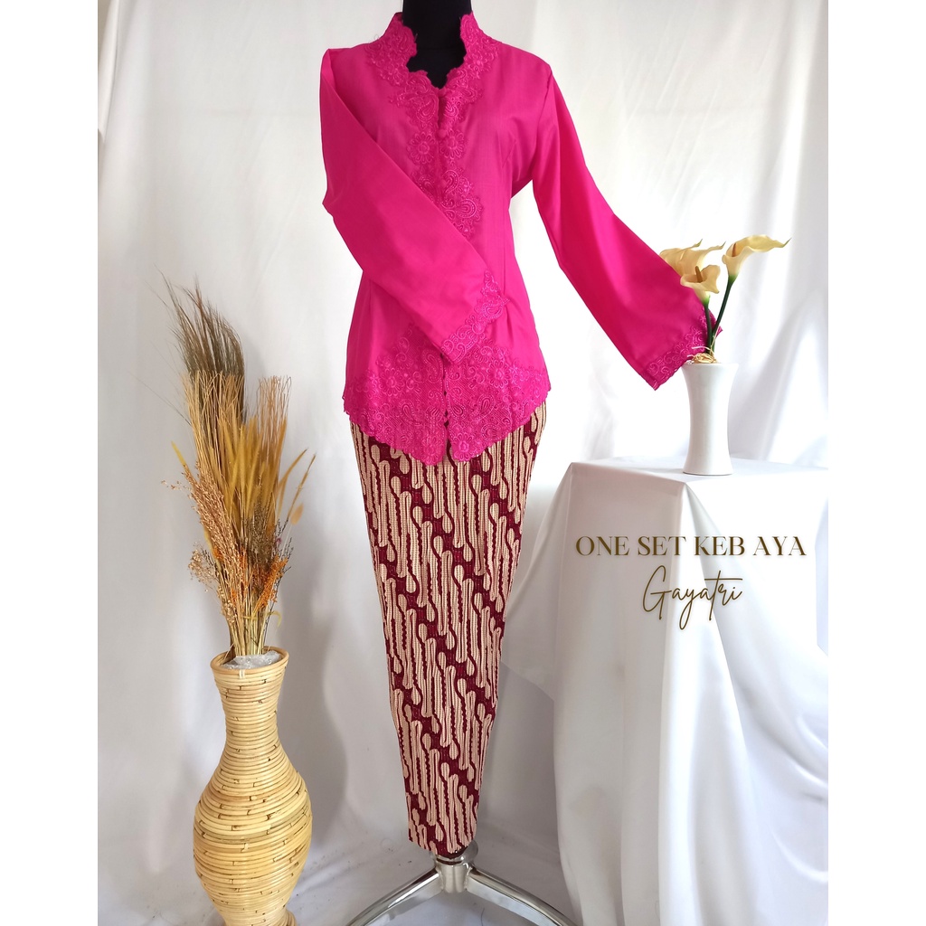 Jual Pusat Bordir Tasikmalaya Setelan Kebaya Bordir Modern Katun