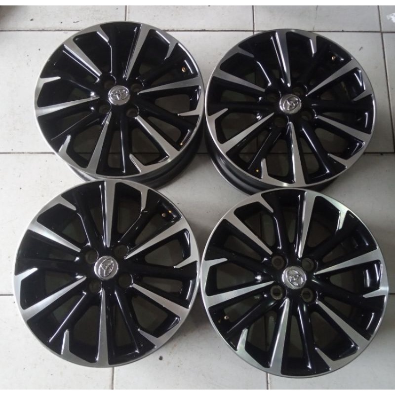 Jual Velg Mobil Second Oem Copotan Toyota Yaris Trd Ring X Pcd X