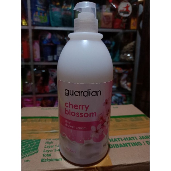 Jual Guardian Silky Shower Cream Cherry Blossom Ml Shopee Indonesia