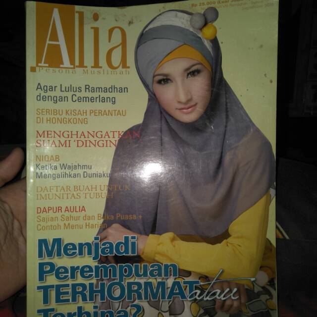 Jual Majalah Alia Pesona Muslimah Shopee Indonesia