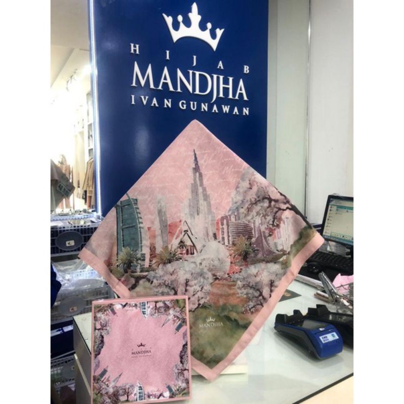 Jual Mandjha Ivan Gunawan Hijab Dubai Scarf Series Shopee Indonesia