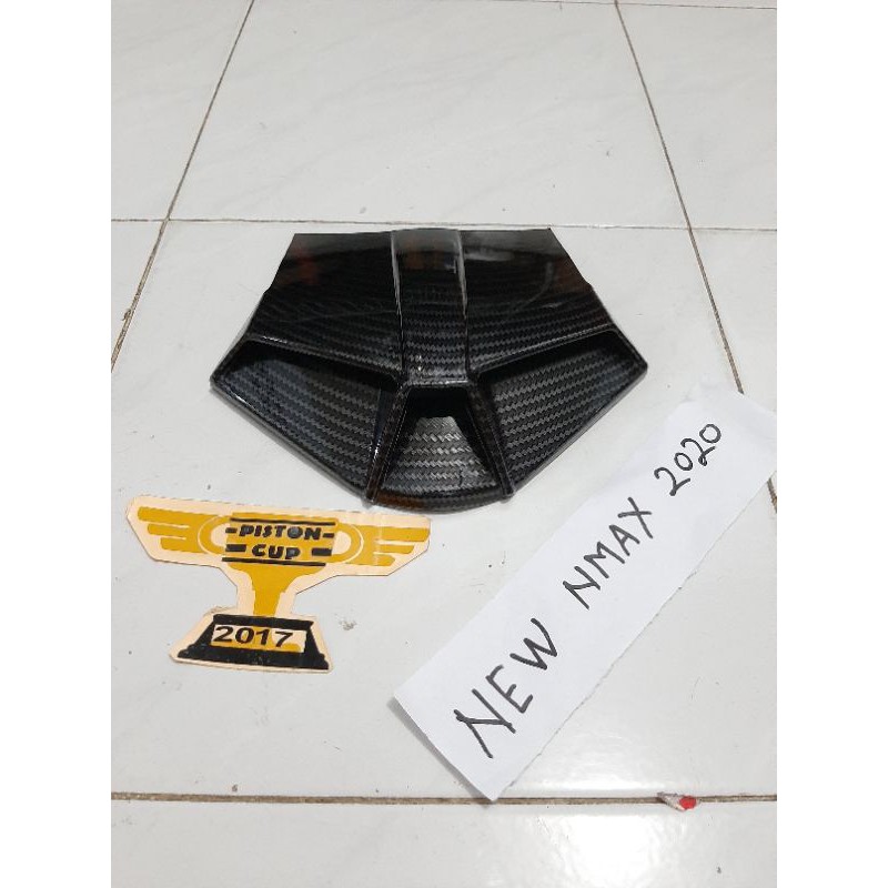 Jual Cover Tutup Bawah Lampu Belakang All New Nmax Karbon Nemo