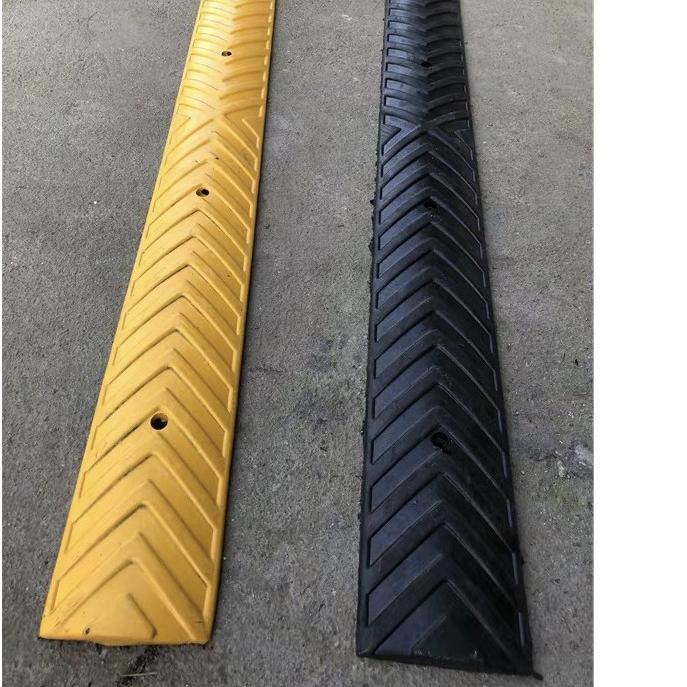 Jual Special SPEED HUMP 10CM KARET Rubber Speed Bump Adalah Salah Satu