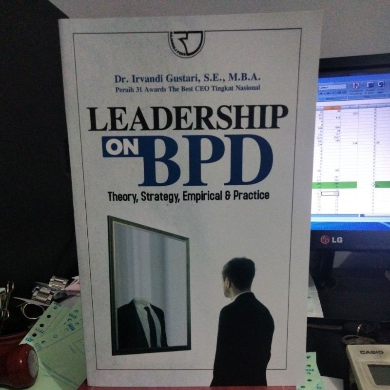 Jual BUKU LEADERSHIP ON BPD THEORY STRATEGY EMPIRICAL DAN PRACTICE