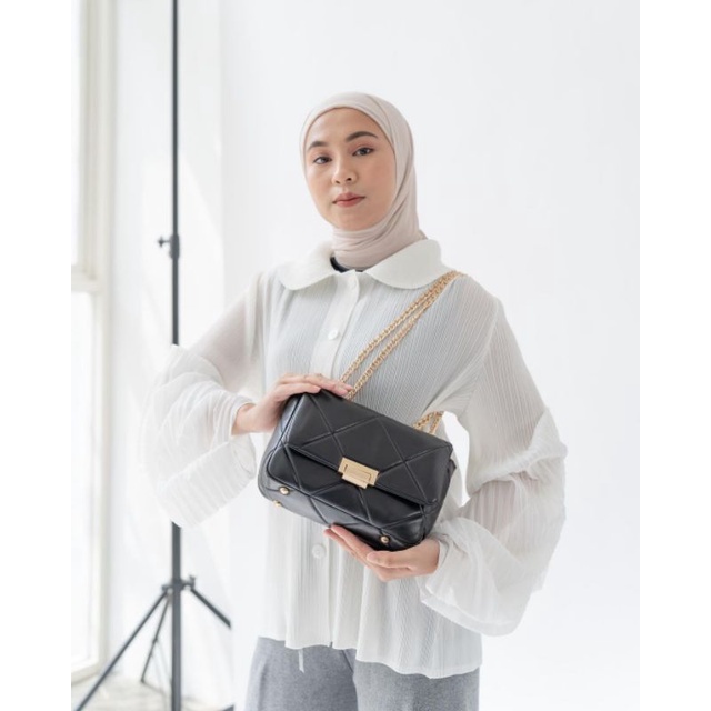 Jual Sling Bag Flicka Kode V Black Free Dust Bag Shopee Indonesia