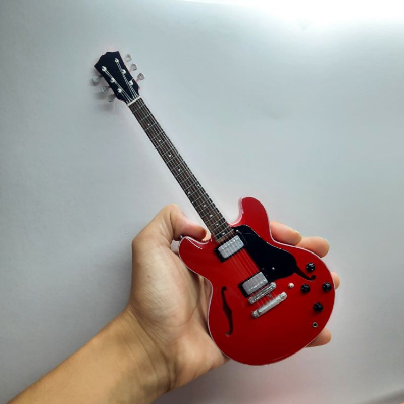 Jual Miniatur Gitar Epiphone Body Hollow Kado Ulang Tahun Properti Foto