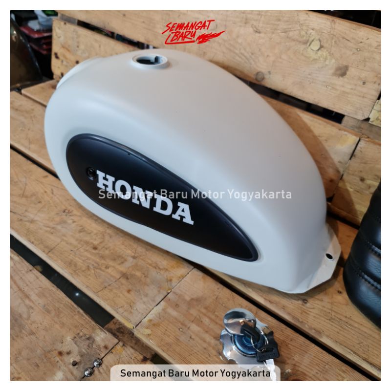 Jual TANGKI DUCATI SCRAMBLER JAPSTYLE VERZA MP MONO INJEKSI MEGAPRO