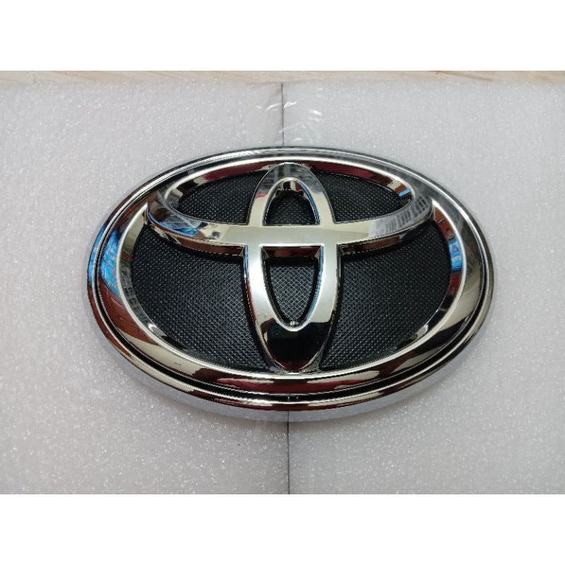 Jual Emblem Logo Toyota Fortuner Vrz Gril Depan Mobil Lengkap Dengan