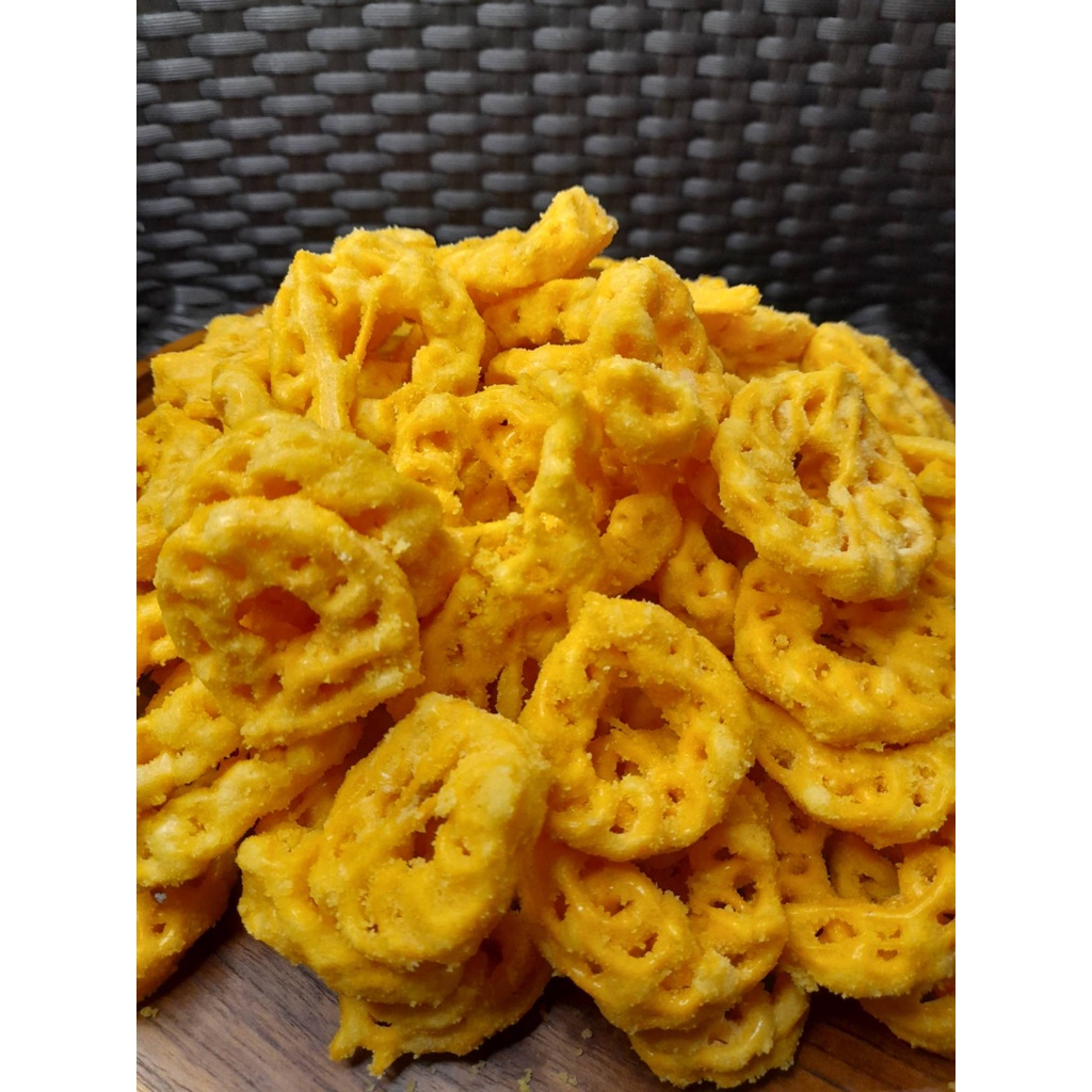 Jual KRUPUK KRIWIL BANTAT SI TILEUNG 500GRAM WARNA OREN DAN PUTIH