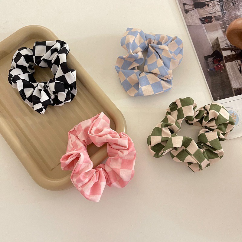 Jual Ikat Rambut Ira Scrunchie Kotak Kotak Iket Rambut Cepol