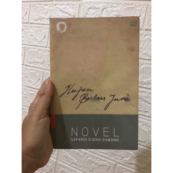 Jual Original Preloved Novel Hujan Bulan Juni Karya Sapardi Djoko