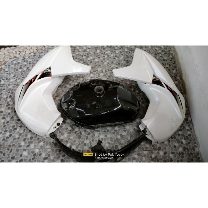 Jual Set Tangki Cover Tangki Byson Side Wing Vixion Shopee Indonesia