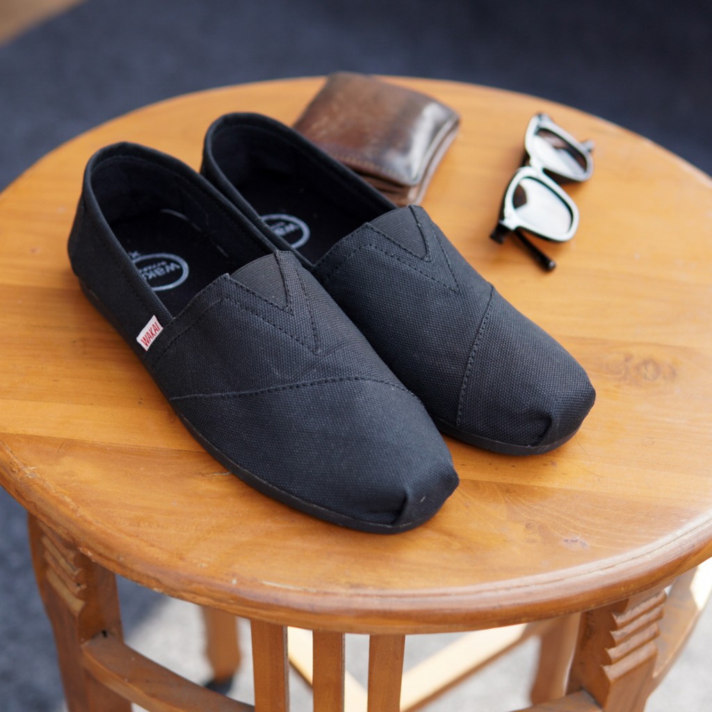 Jual Promo Cod Sepatu Wakai Abu Slip On Pria Casual Santai Murah