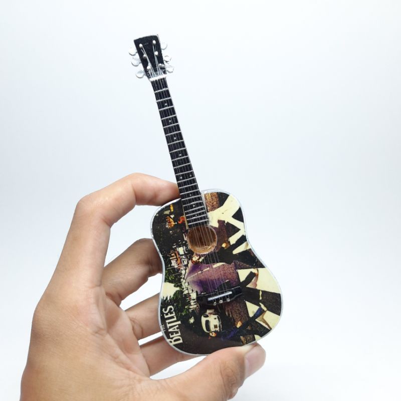 Jual Miniatur Gitar Cm Hiasan Pajangan Rak Dinding Aksesoris Action