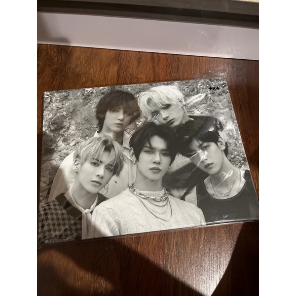 Jual READY INA TXT HOUR PHOTOBOOK THE 3rd PHOTOBOOK TXT SOOBIN YEONJUN