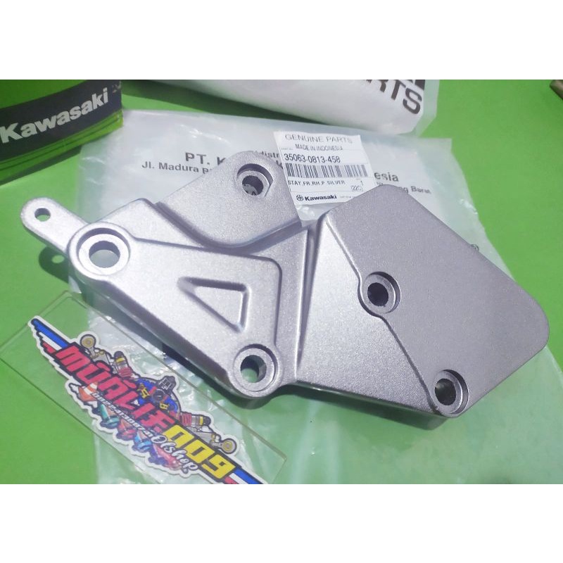 Jual STAY STEP FOOTSTEP DEPAN KANAN NINJA 150 RR NEW ORIGINAL KAWASAKI