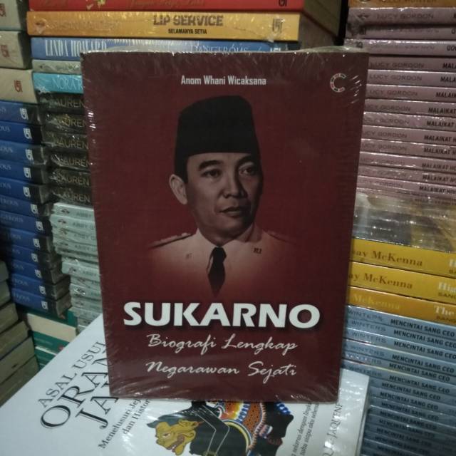 Jual Sukarno Biografi Lengkap Negerawan Sejati Original Shopee Indonesia