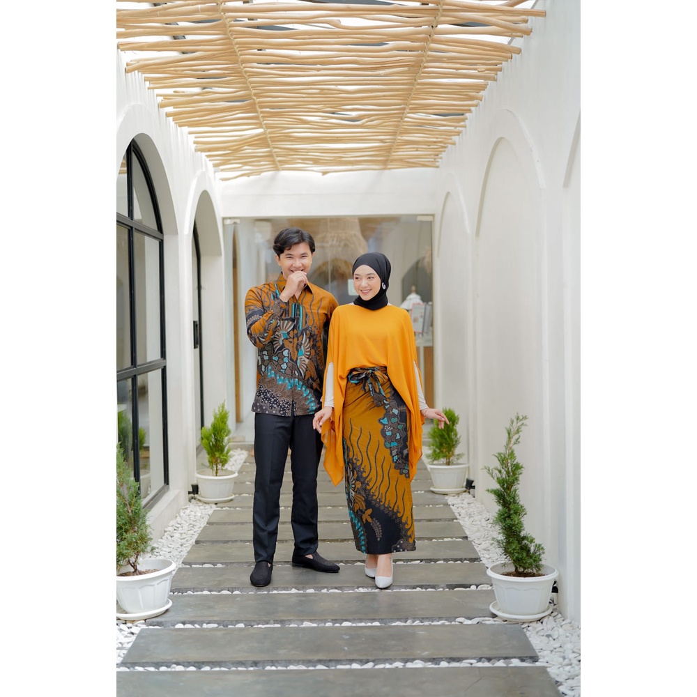 Jual Set Couple Kinan Orange Kemeja Batik Rok Batik Dan Slendang