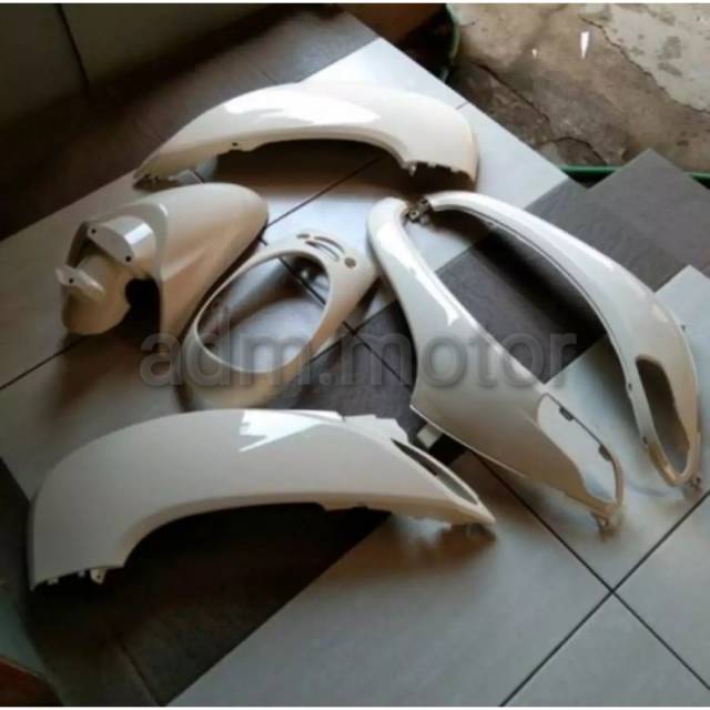 Jual COVER FULL BODY HALUS MOTOR HONDA SCOOPY 2013 2016 Cream Shopee