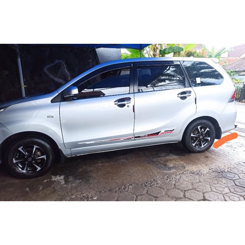 Jual 4 Velg R14 PCD 114 Ban 185 70 Avanza Xenia Futura Carry Kijang