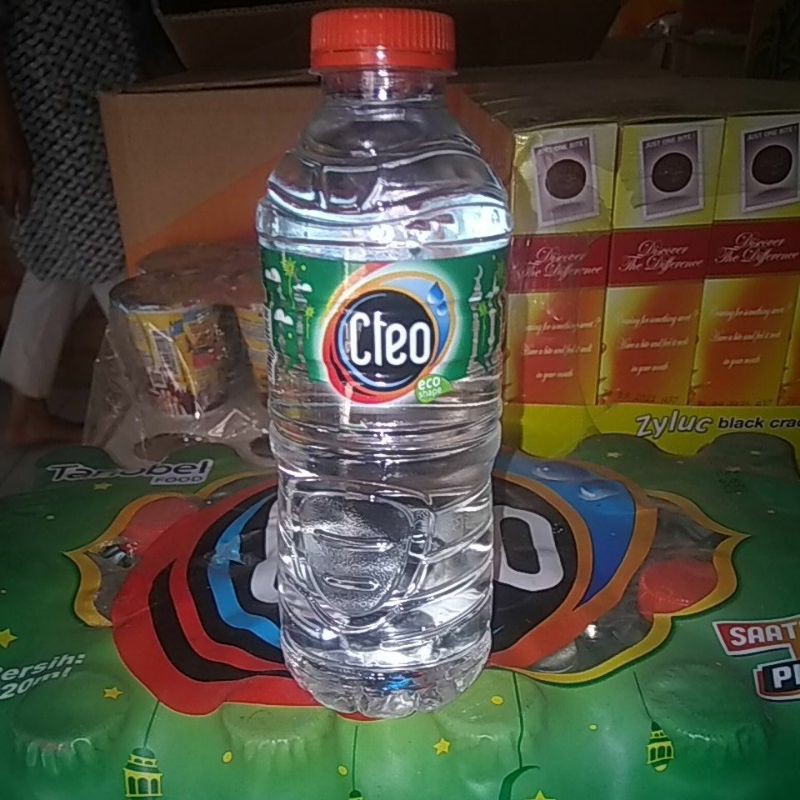 Jual Cleo Air Mineral 220ml Botol Shopee Indonesia