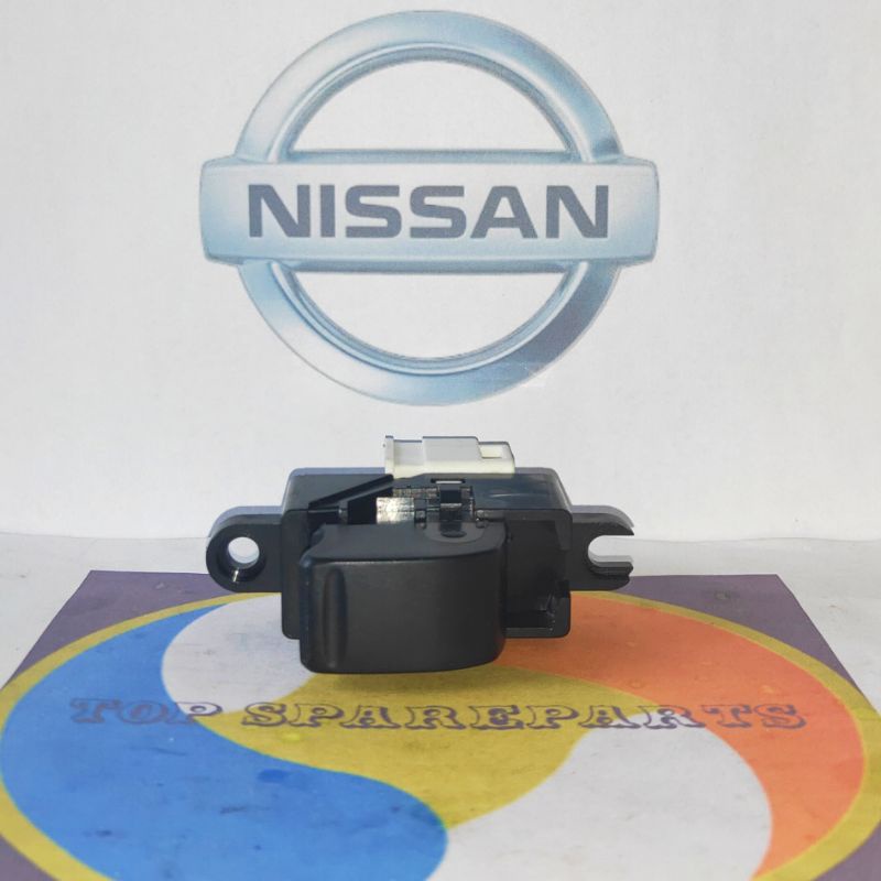 Jual Switch Saklar Power Window Kanan Kiri Penumpang Nissan X Trail T