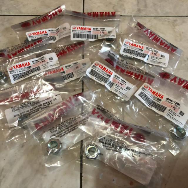 Jual Mur As Roda Belakang Swing Arm Fizr F Zr F Z R Fiz R Force One