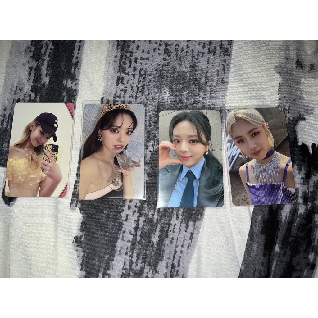 Jual Photocard Itzy Yuna Ryujin Lia Shopee Indonesia