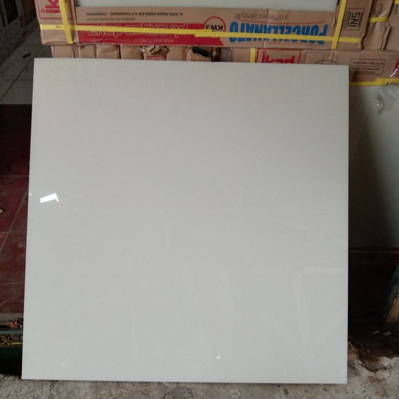 Jual Granit Lantai Cream Polos X Glossy Ikad Tile Kw Shopee