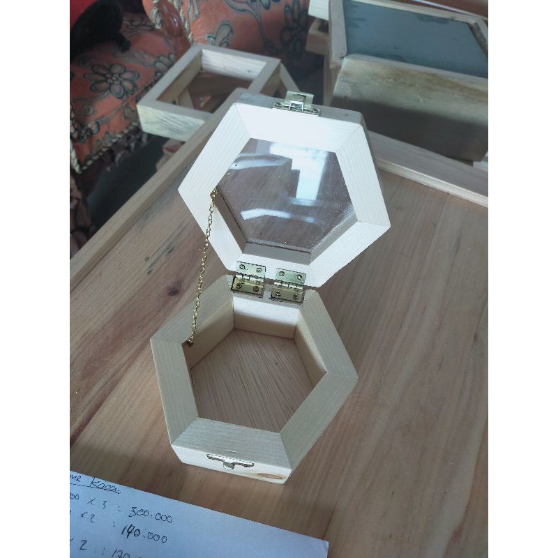 Jual KOTAK CINCIN HEXAGONAL KOSONGAN Shopee Indonesia