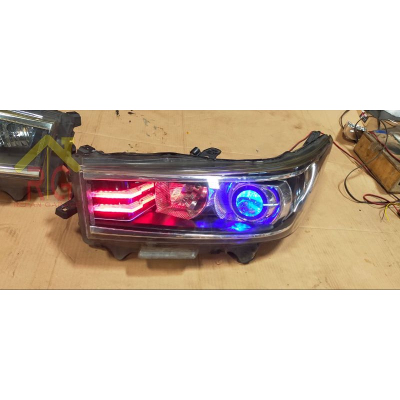 Jual Custom Headlamp Innova Reborn Projie Biled Dengan Alis Frame