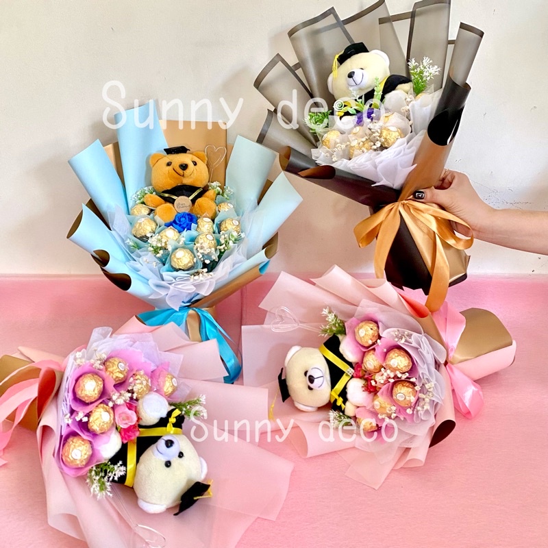 Jual PREMIUM Gift Bouquet Buket Wisuda Boneka Toga Coklat Ferrero