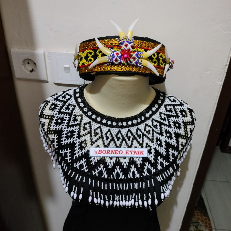 Jual Satu Set Aksesoris Topi Mahkota Dan Kalung Dada Bahu Kalung