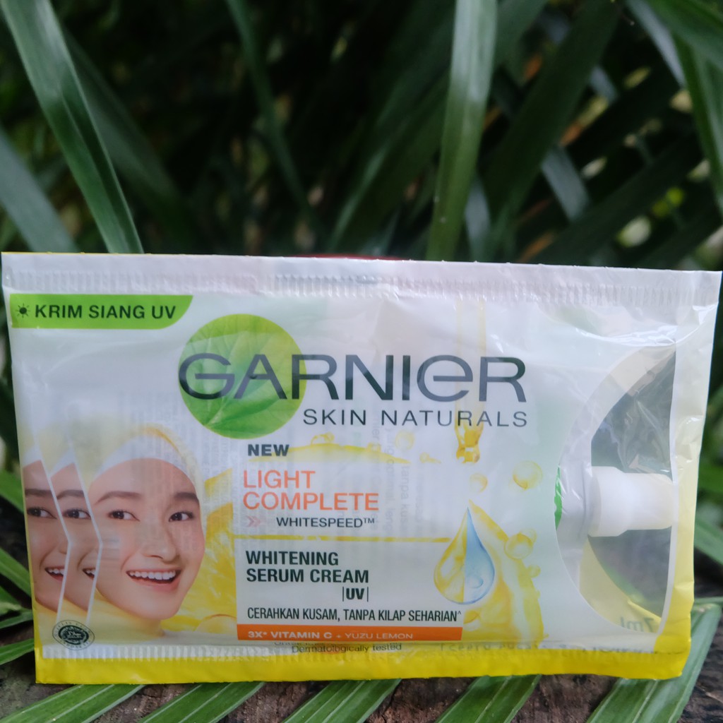 Jual Garnier Light Complete Whitening Serum Cream Uv Krim Siang Ml