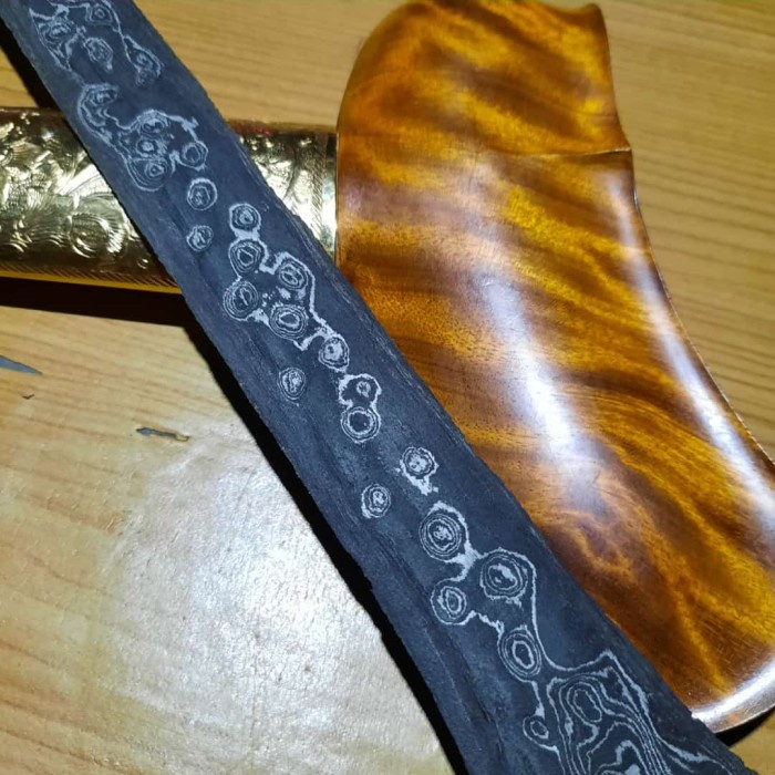 Jual Keris Tilam Upih Pamor Udan Mas Asli Tus Tangguh Tuban Pajajaran