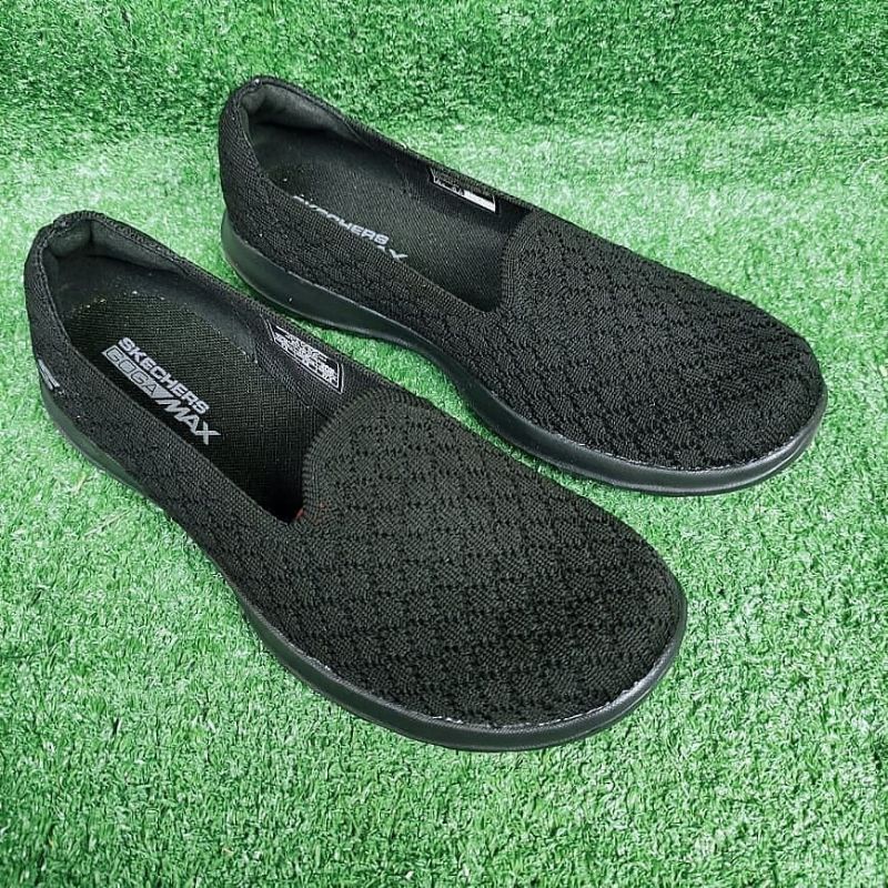 Jual Sepatu Skechers Full Hitam Slip On Cewek Shopee Indonesia