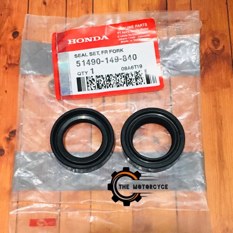 Jual SEAL SHOCK DEPAN HONDA WIN CB 100 140 841 Shopee Indonesia