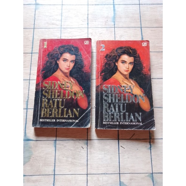 Jual Buku Paket 2 Novel RATU BERLIAN Buku 1dan 2 Oleh Sidney Sheldon