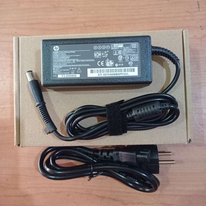 Jual Adaptor HP 18 5V 3 5A Original CQ40 CQ43 CQ42 Shopee Indonesia